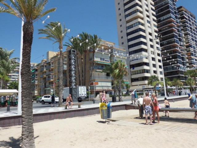 Disponible En Abril-Wifi-3Hab, 6 Pers, -Piscina, Aire Acondi-Parking Opcionable Extra Apartment Benidorm Luaran gambar